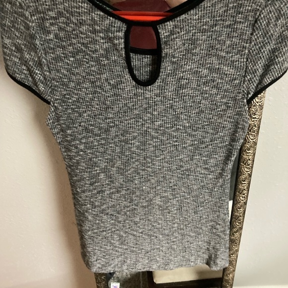 Stitch fix top - Picture 2 of 2